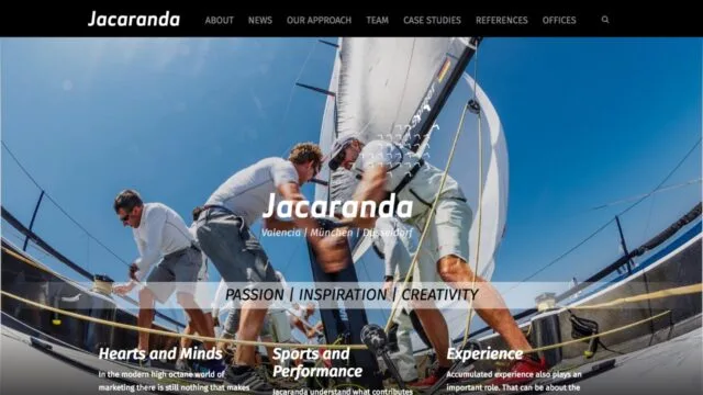 Header-Bereich der Webseite von Jacaranda Marketing mit Segel-Impressionen